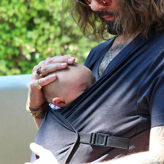 Mother Soothing T-Shirt Vest Holding Baby